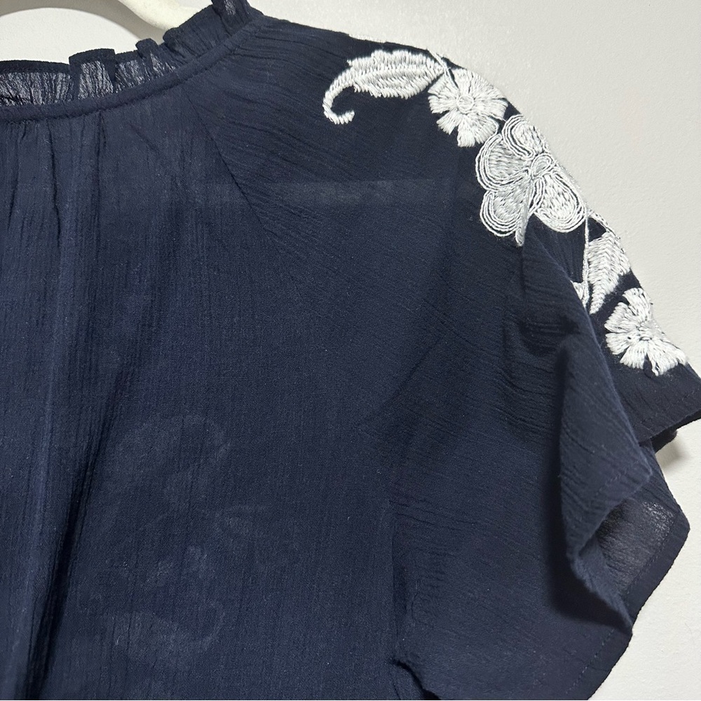 Talbots Embroidered Gauze Ruffle Neck Navy Top Size M - Picture 7 of 9